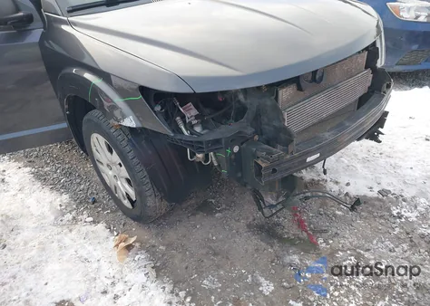 2015 Dodge Journey American Value Pkg z USA, uszkodzony, nr VIN 3C4PDCAB1FT736199